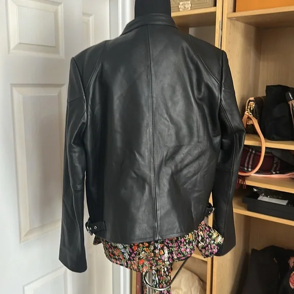 Gorgeous Ralph Lauren leather jacket - Picture 7 of 10